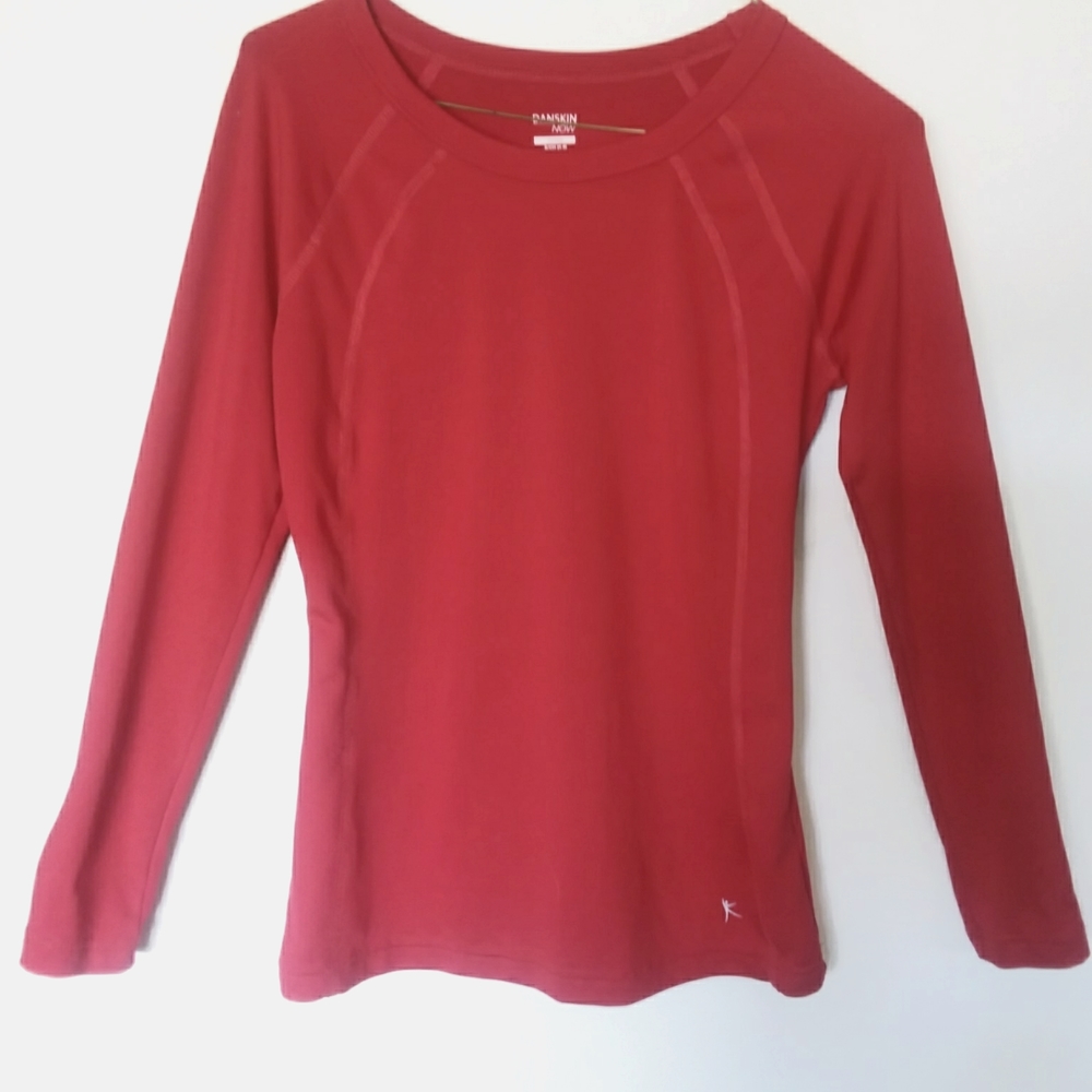 DANSKIN NOW fitted top in size small.